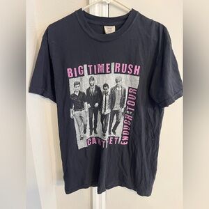Men size medium comfort colors Big Time Rush Can’t Get Enough Tour T Shirt